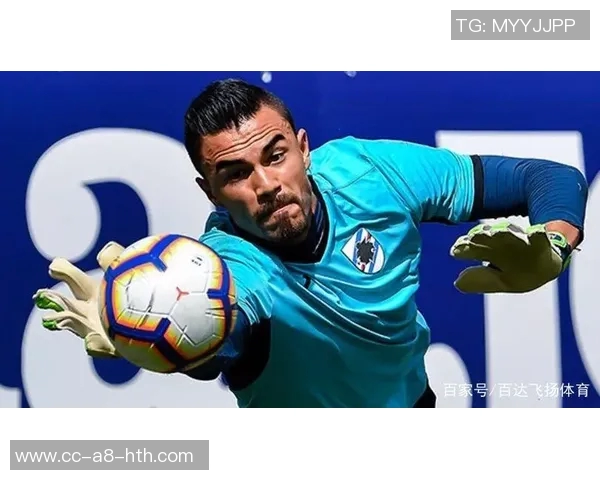 桑德罗强调赛后休息的重要性选择商业航班返回巴西